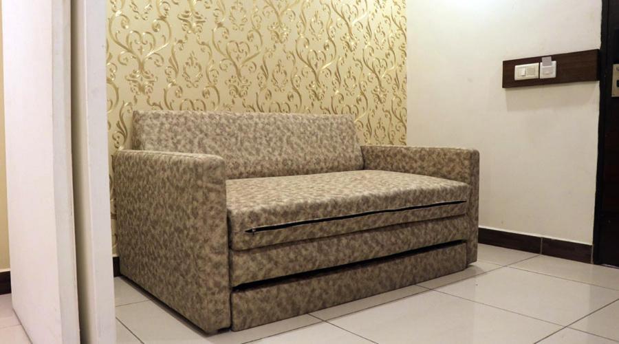 Klase Hotels Chennai Luaran gambar