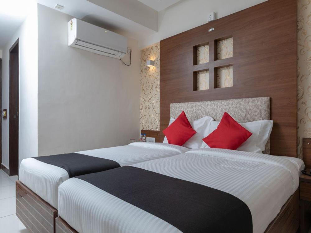 Klase Hotels Chennai Luaran gambar