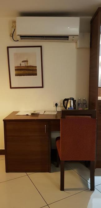 Klase Hotels Chennai Luaran gambar