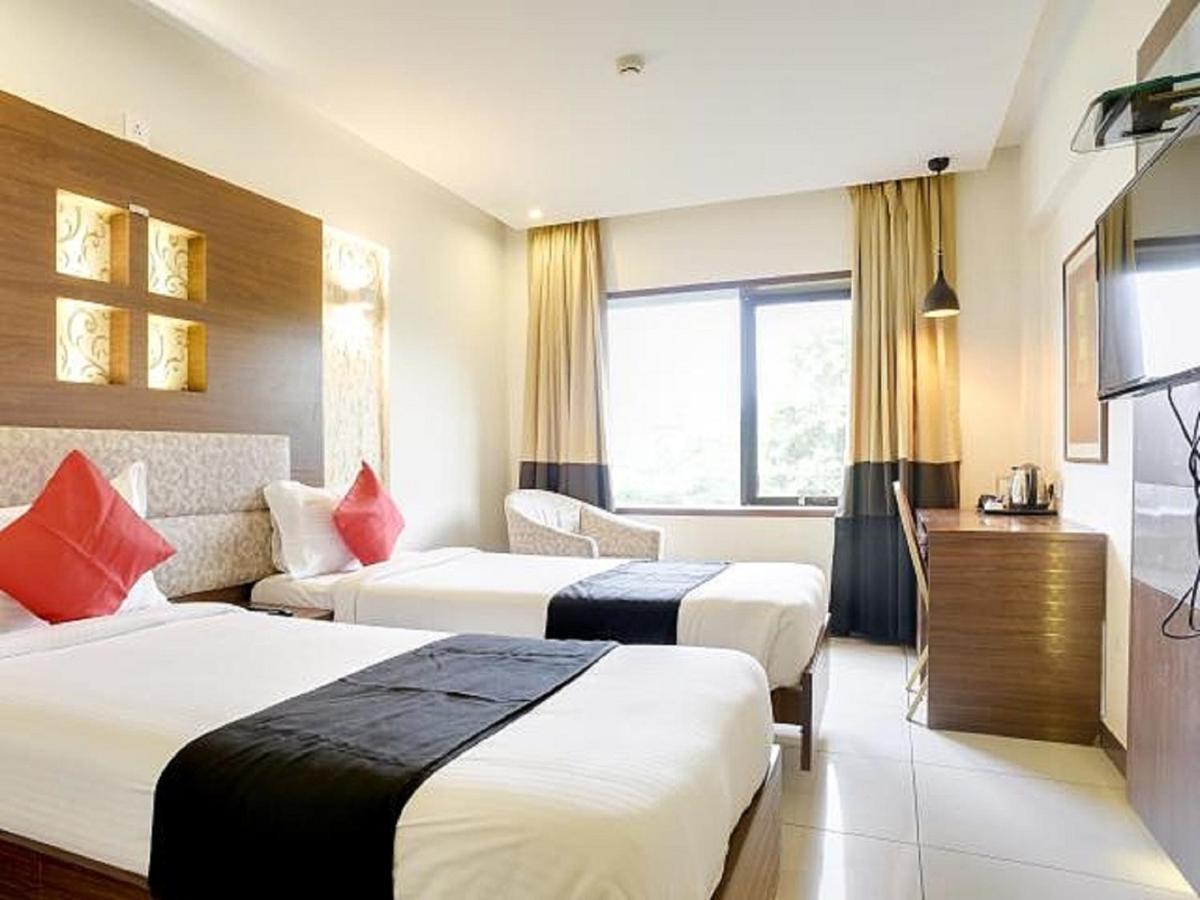 Klase Hotels Chennai Luaran gambar