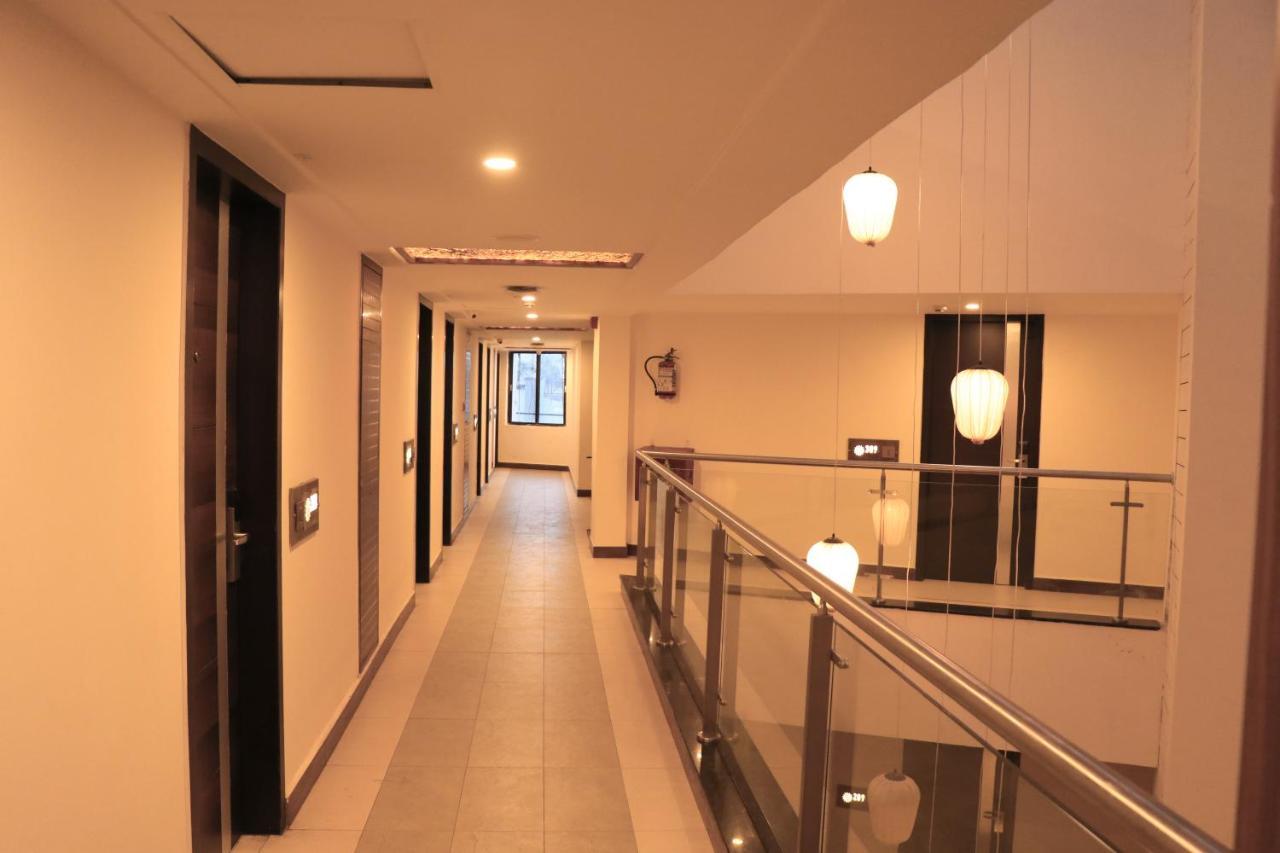 Klase Hotels Chennai Luaran gambar